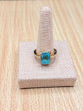 Emerald Cut Topaz And Gold Cocktail Ring